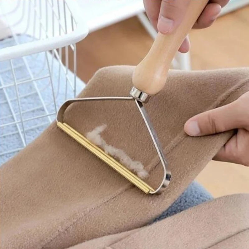 Self-Cleaning Pet Brush